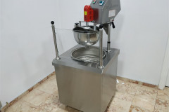 lkm70-lokma-dokme-makinasi-ve-tezgahi-1